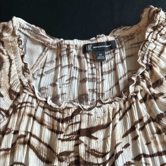 INC-International Concepts
Beige and Brown Patterned Top
Brand new w/o tags - Picture 4 of 4